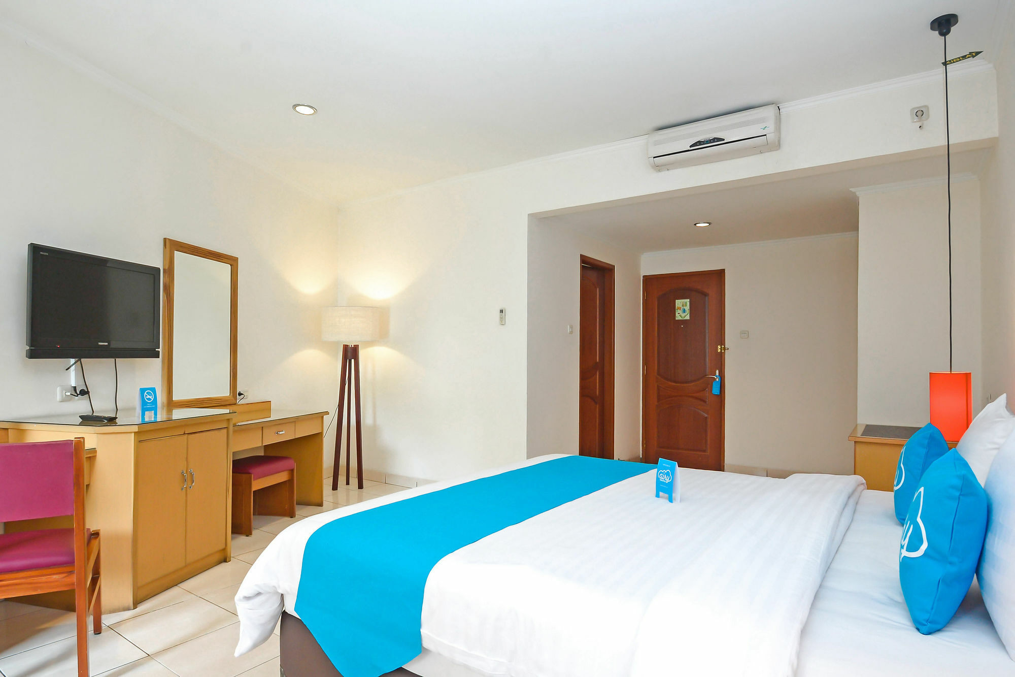 Ahadiat Hotel & Bungalow Бандунг Экстерьер фото