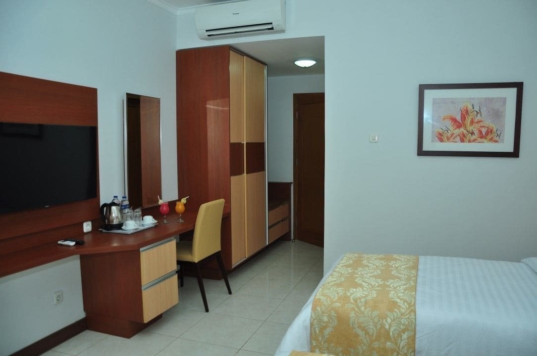 Ahadiat Hotel & Bungalow Бандунг Экстерьер фото